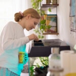 How To Choose the Best Automatic Fish Feeder for Aquariums